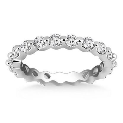 Picture of Size: 6 - 14k White Gold Common Prong Round Cut Diamond Eternity Ring