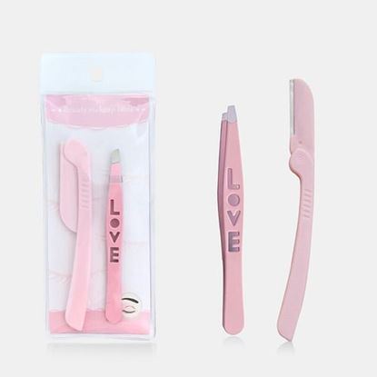 Foto de Pink Eyebrow Trimming Tool