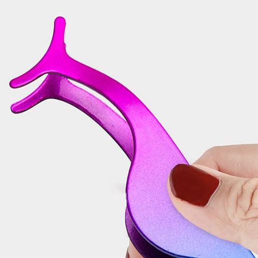 Picture of Gradient Color Eyelash Curler