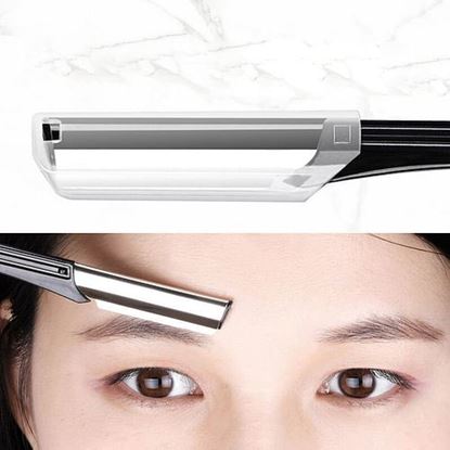 Foto de Portable Eyebrow Trimming Knife