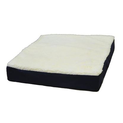 Foto de Gel Wheelchair Cushion w/ Fleece Top 16  x 18  x 3.5