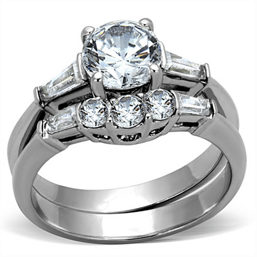 Picture of TK1W001 - Stainless Steel Ring High polished (no plating) Women AAA Grade CZ Clear