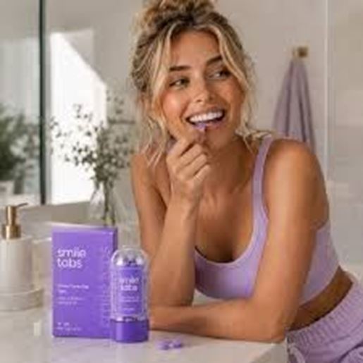 Smile Tabs is a modern teeth-whitening brand 